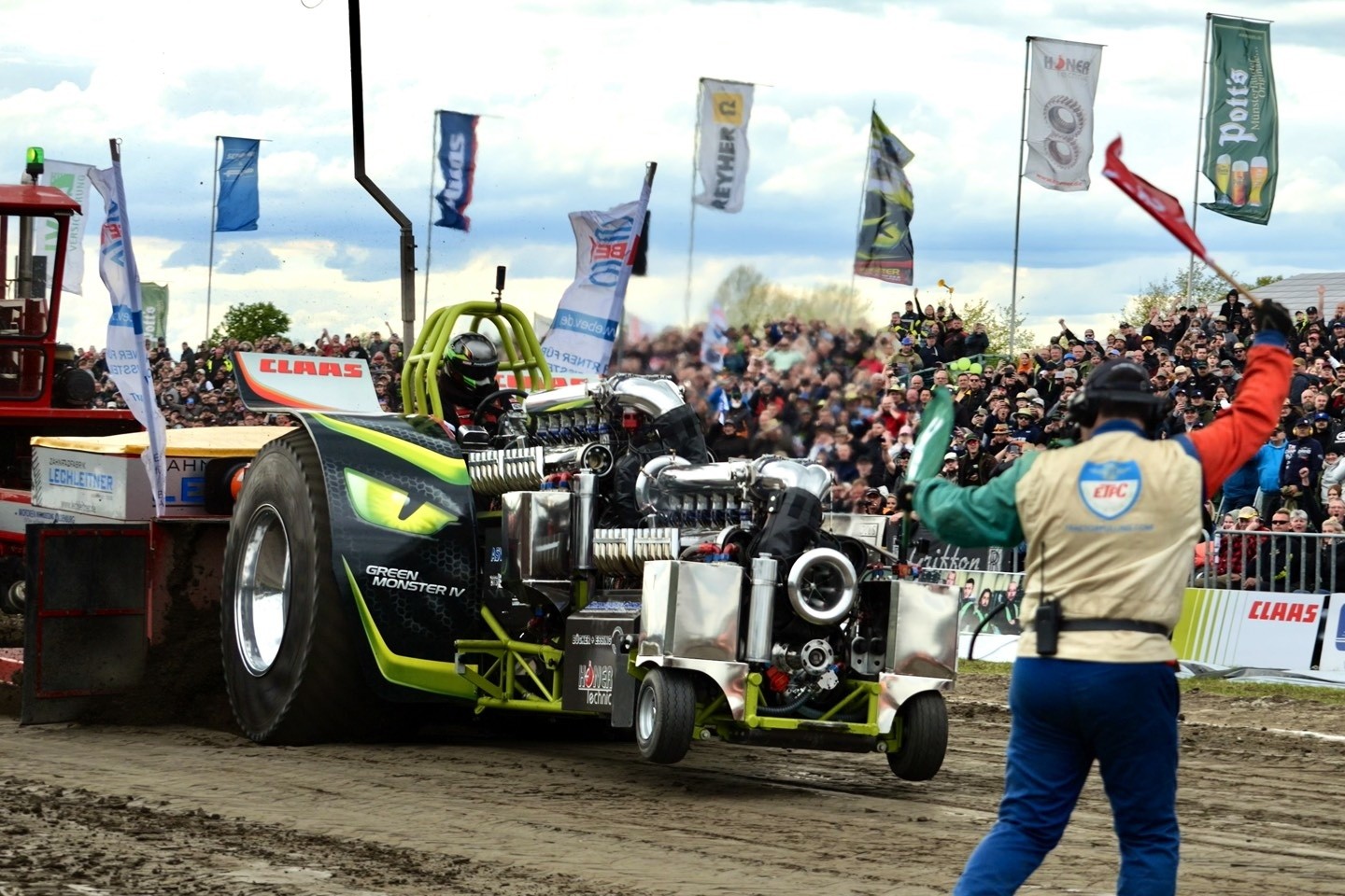 Green Monster Team,Tractor Pulling,Sassenberg,Tobis Hörstkamp,Jannis Rüter,Europameisterschaft,