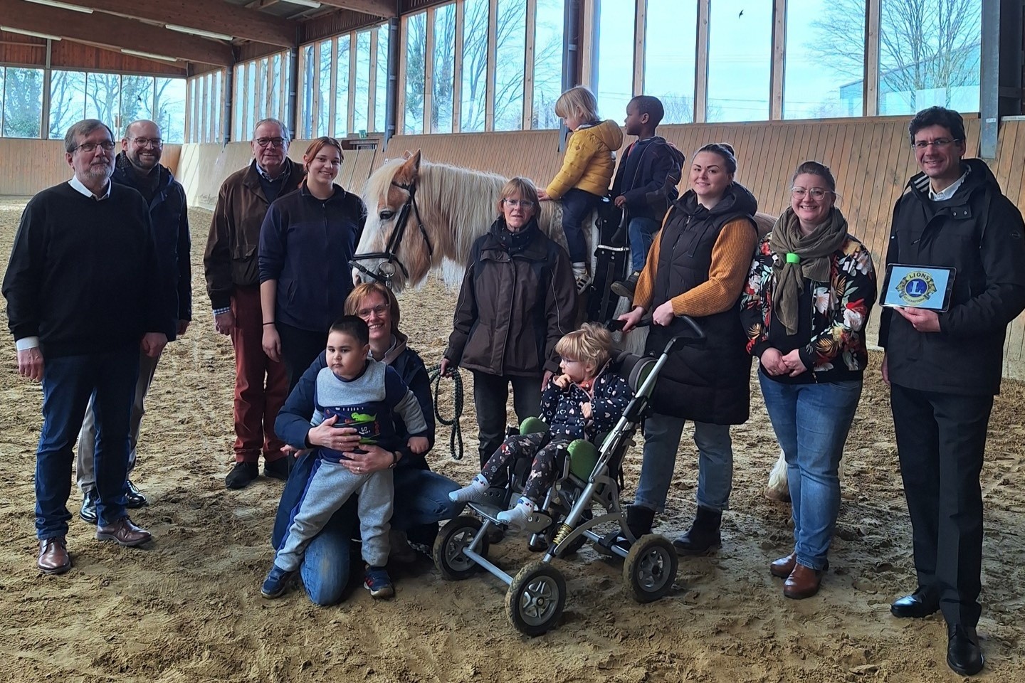 Lions Club Warendorf,Pferdgestützte Heilpädagogik,Teresa Kindergarten,therapeutische Reiten,Kinder