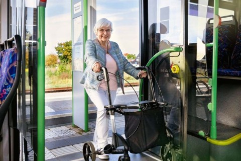 Rollator- und Rollstuhltag am Busbahnhof