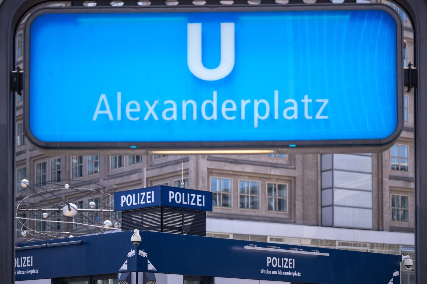 Die Polizeiwache auf dem Alexanderplatz gibt es seit 2017.