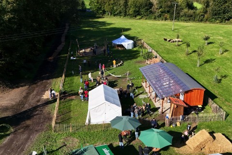 Natur und Landwirtschaft im Bauernhofkindergarten hautnah erleben