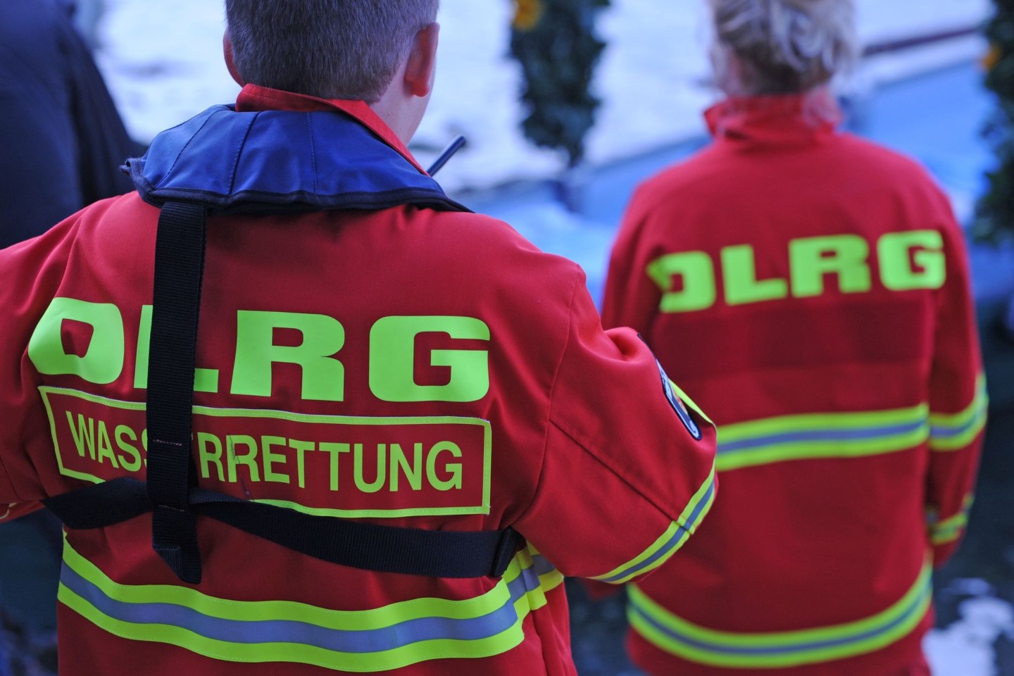 DLRG, Feuerwehr und Polizei mussten eine Leiche aus dem Oberen Ausee in Ulm bergen. (Symbolbild)