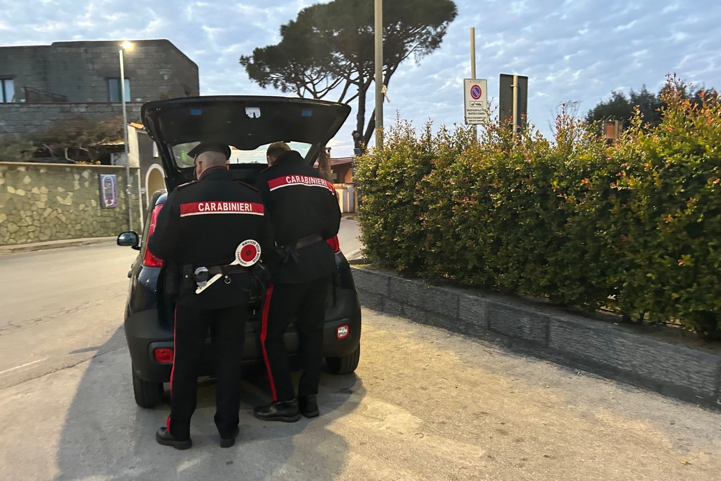 Stolze 103 Jahre alt ist eine Verkehrssünderin, die die italienische Polizei aus dem Verkehr gezogen hat.