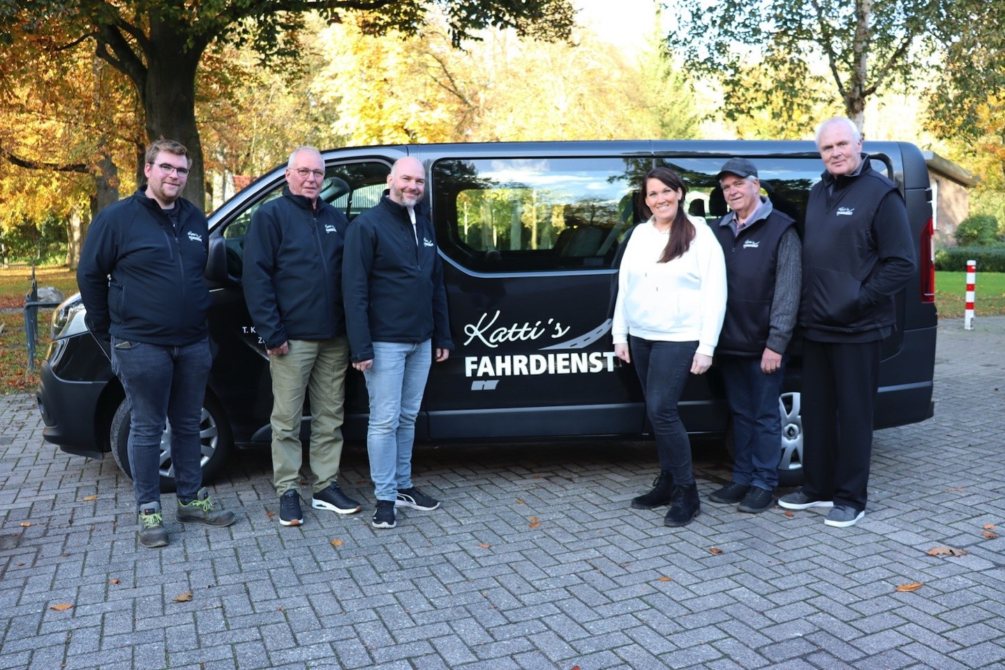 Kattis Fahrdienst, Sassenberg,Kreis Warendorf,Flughafentransfer,Flughafen,Düsseldorf,Amsterdam,Frankfurt,Fahrdienst,Krankenfahrten,Warendorf,Arzt,Bahnhoftransporte,Kegeltouren,Stammtischtouren,Musical