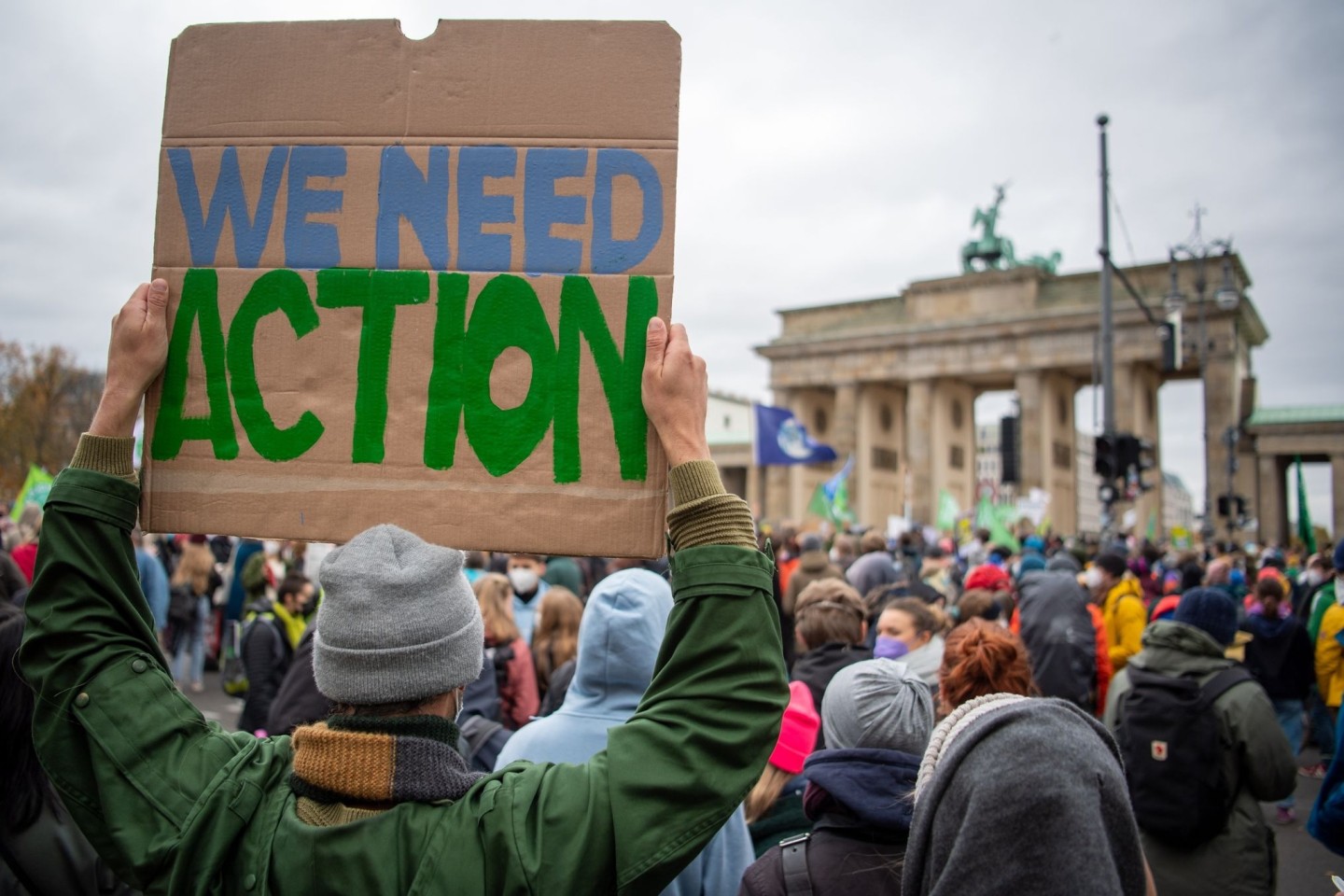 Viele Menschen setzen sich für den Kampf gegen den Klimawandel ein. Manche schauen aber auch weg.