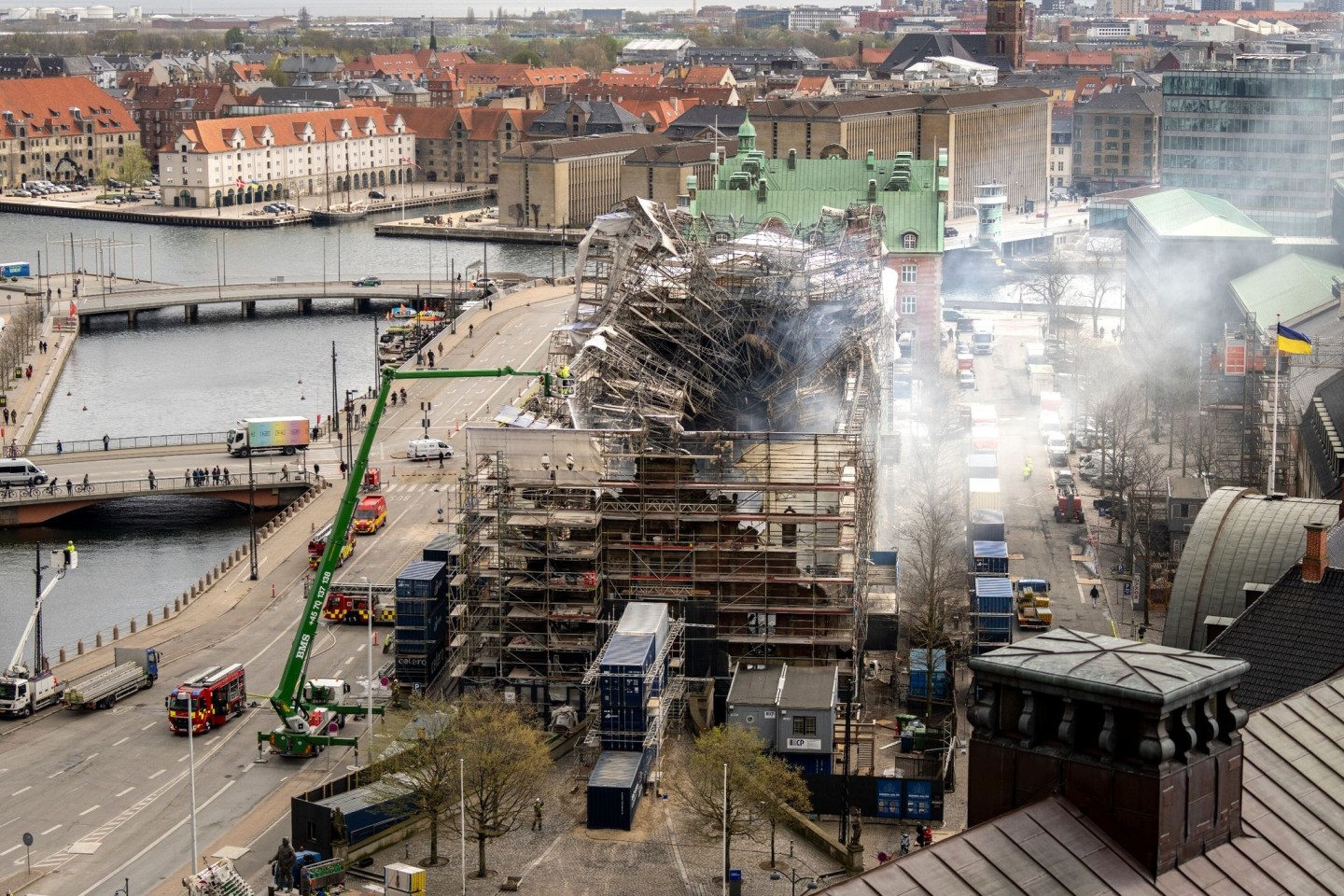 Ein Blick auf die Überreste der alten Börse in Kopenhagen.