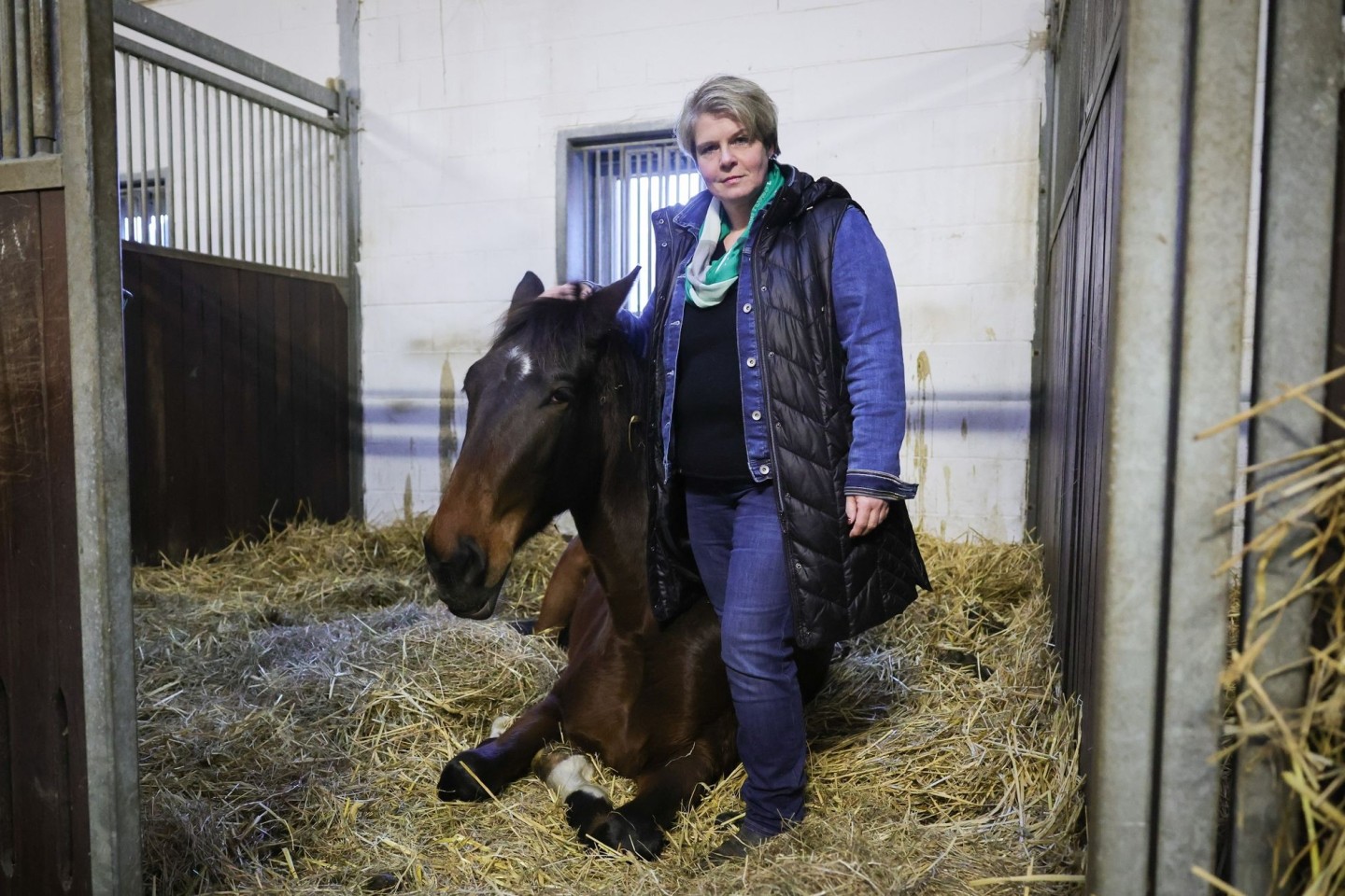 Nadine Wilkens, Landwirtin und Inhaberin einer Pferdepension, hat ihre Tiere vor dem Hochwasser in Sicherheit gebracht.