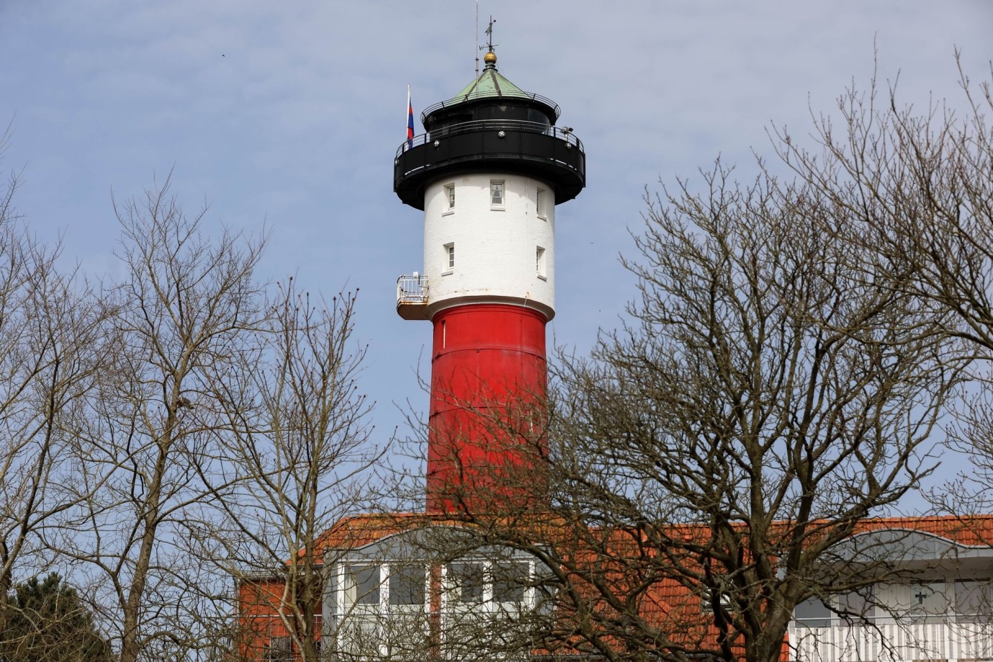 Der 39 Meter hohe, denkmalgeschützte Alte Leuchtturm ist eines der Wahrzeichen von Wangerooge.