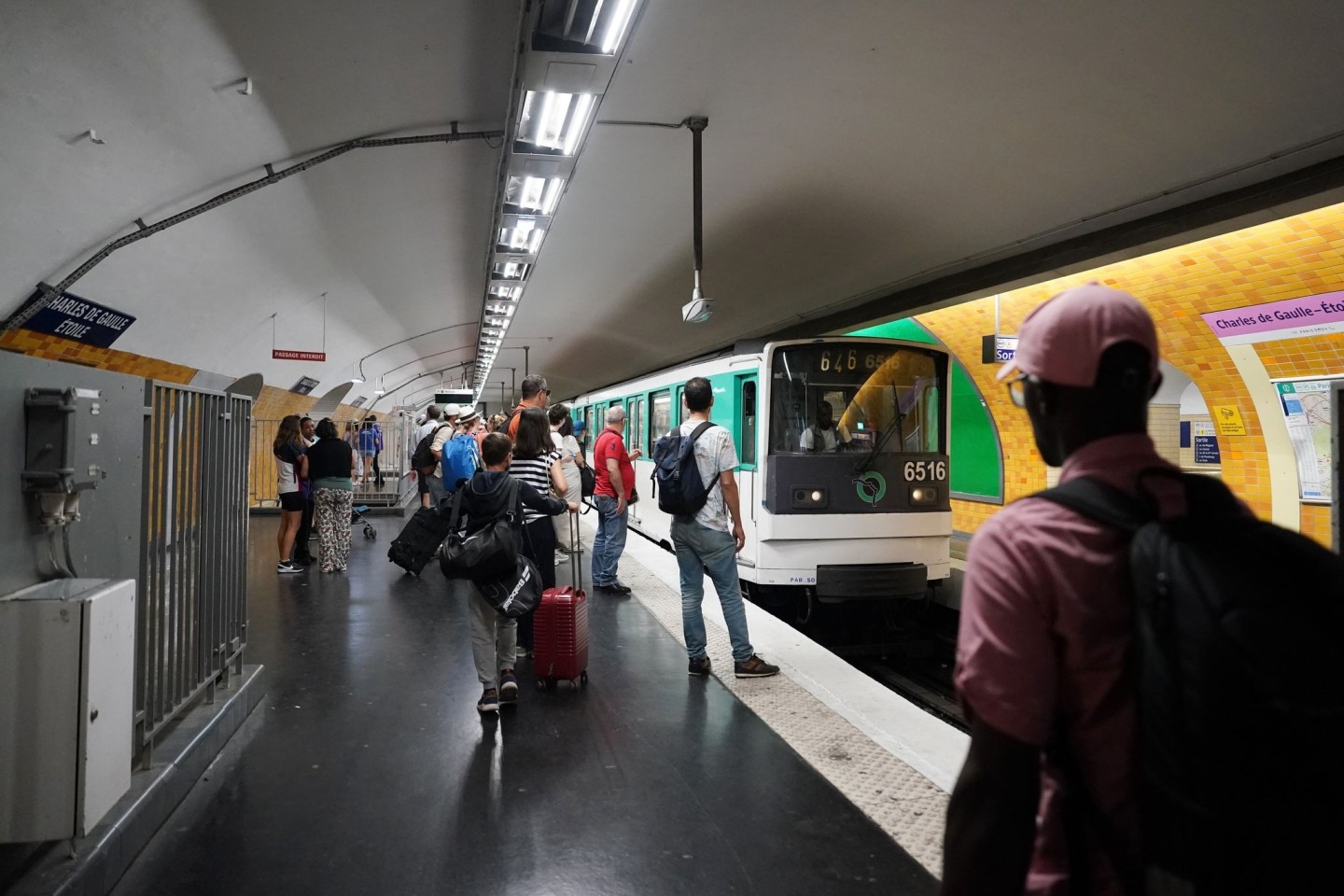 Die Verkehrsbetriebe im Großraum Paris lichten den Tarifdschungel radikal: Während Vorortbewohner weniger zahlen müssen, wird es für Touristen mitunter teurer. (Archivbild)