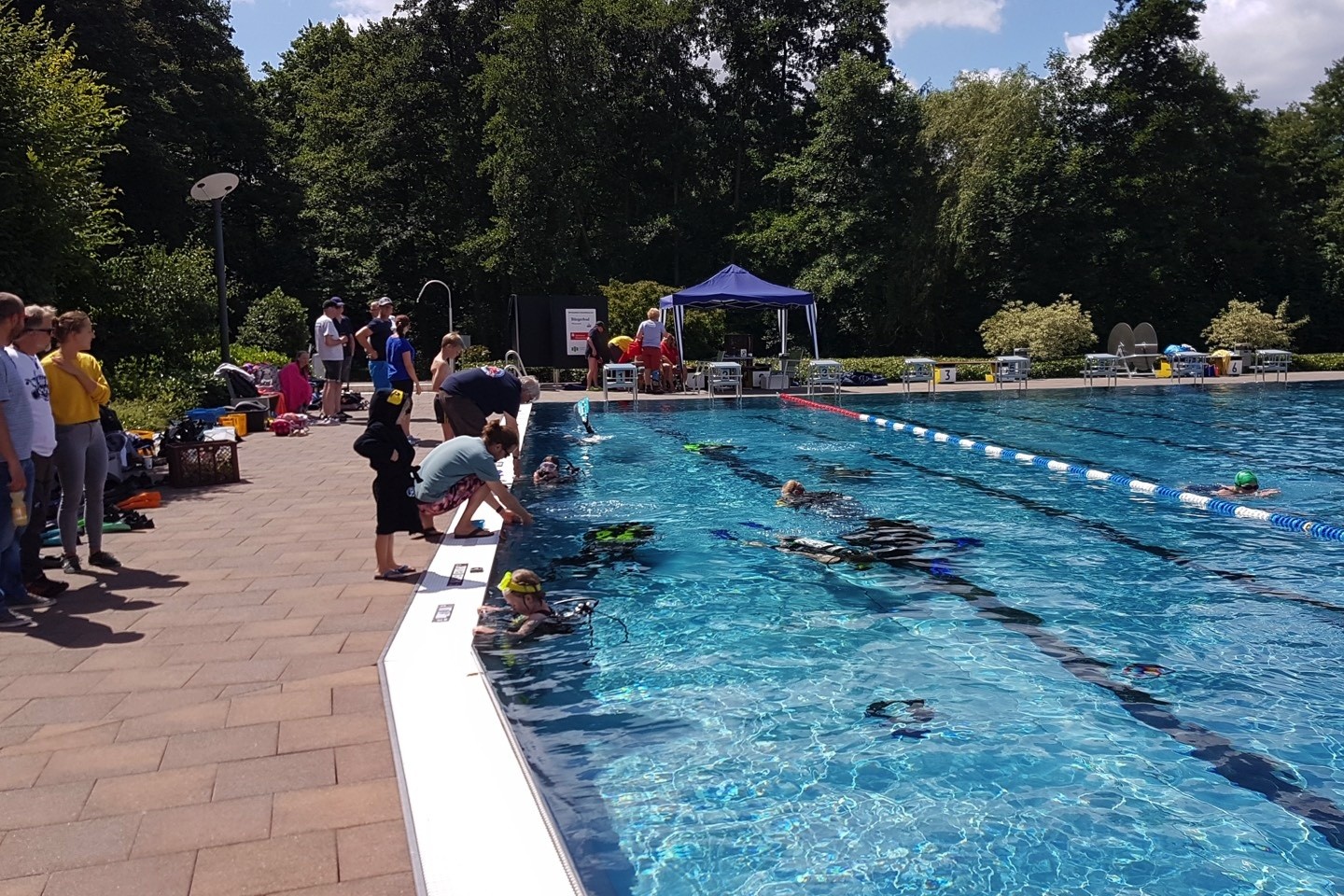 Schnuppertauchen,Bluering,Stadtwerke Warendorf,Bürgerbad Emsinsel,Freibad,