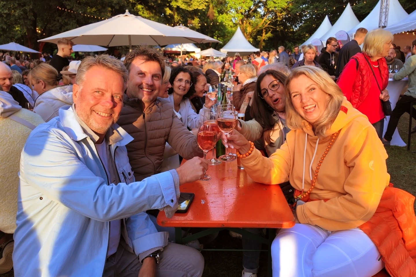 Warendorfer Weinstraße,Hotel Im Engel,Alte Friede,Warendorf,Weinfest,Weinstraße,Vedder,vomFASS,